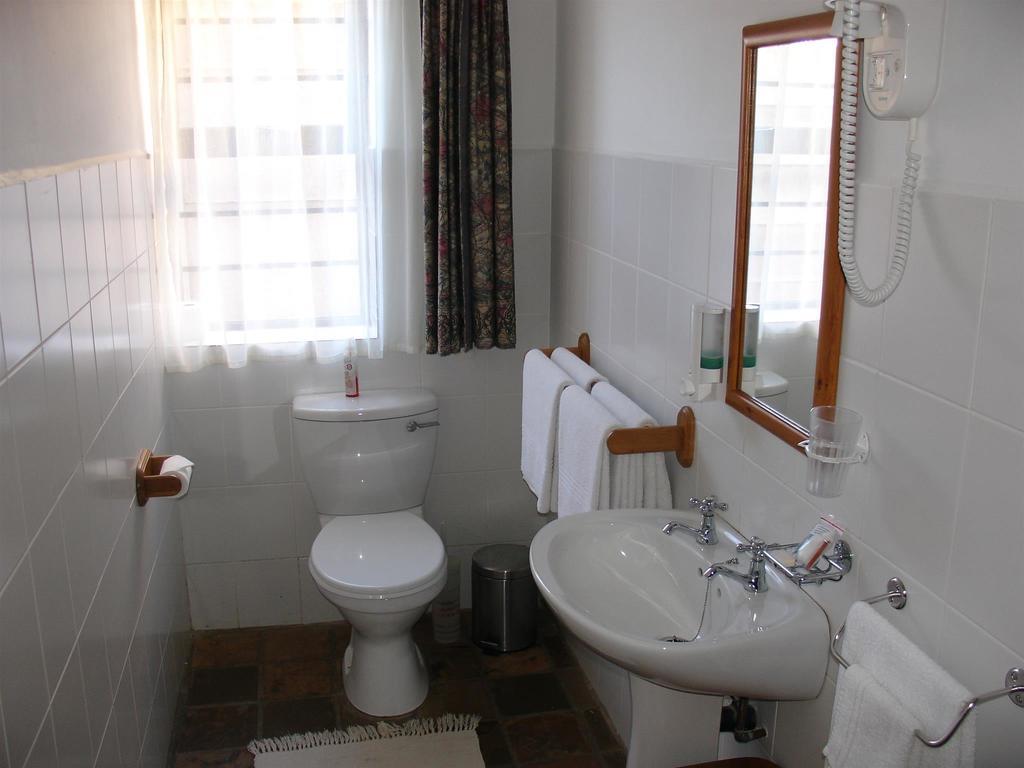 On The Bay Guesthouse Kruisfontein Rom bilde