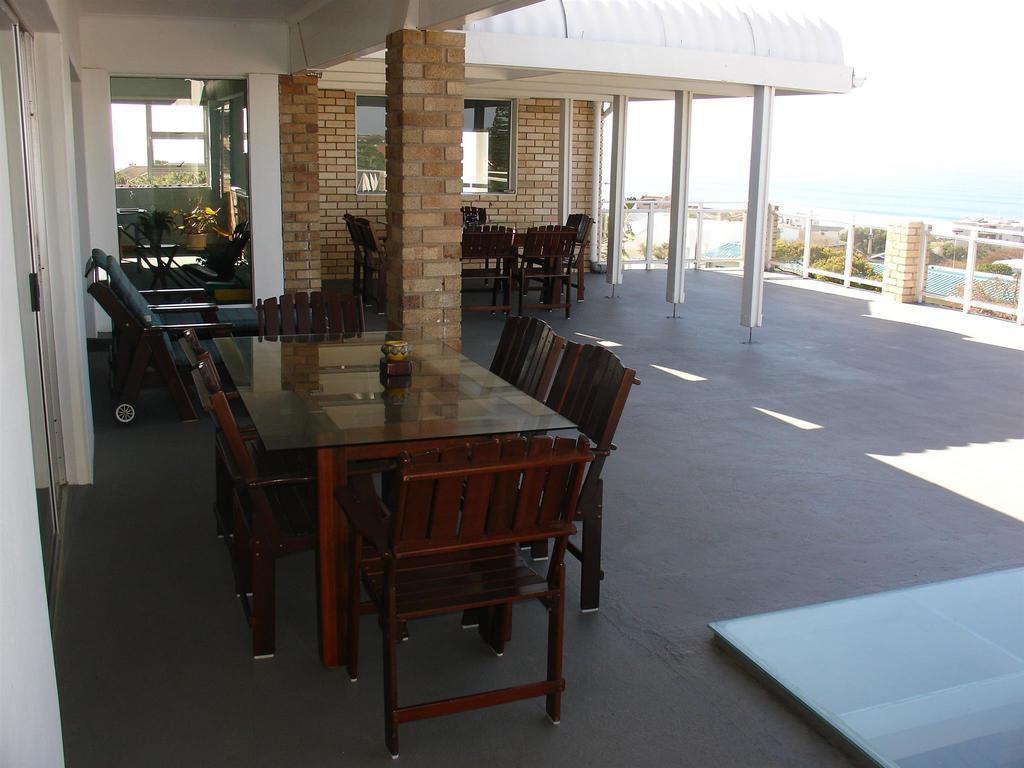 On The Bay Guesthouse Kruisfontein Eksteriør bilde